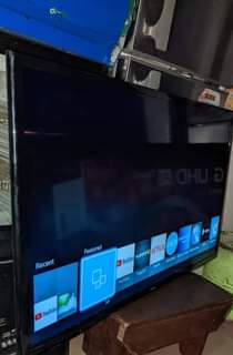 A picture of Samsung smart tv inch 40