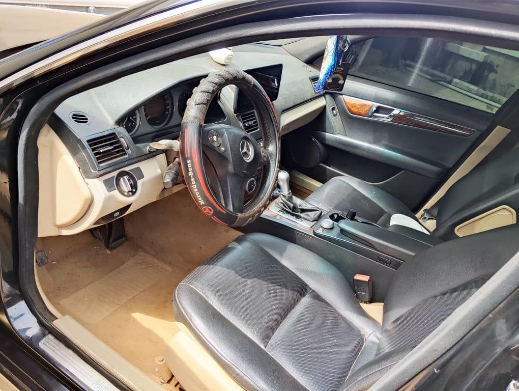 A picture of Mercedes Benz