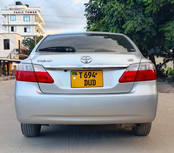A picture of Toyota Premio new 0712188493