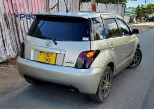 A picture of TOYOTA IST GOOD NEW FOR SELL 12M OR EXCHANGE SO