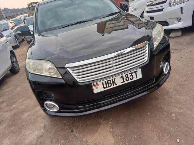 A picture of TOYOTA VANGUARD