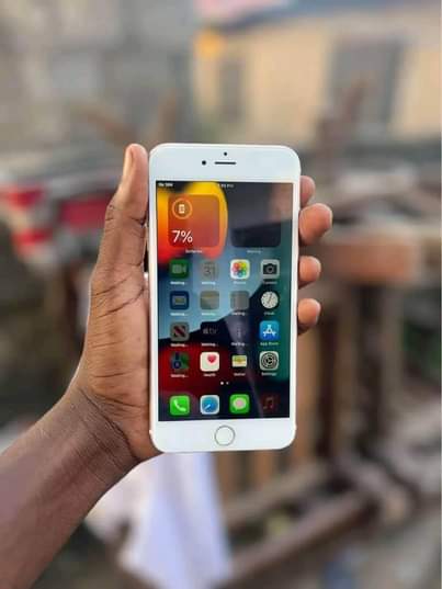 A picture of iPhone6s GB 64 Battery100 fingerprint 150000 Cm ni official Nichk0623839071