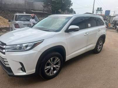 A picture of 2014 Toyota Highlander