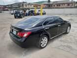 A picture of Clean Lexus ES350 2008 model complete firstbody black on black