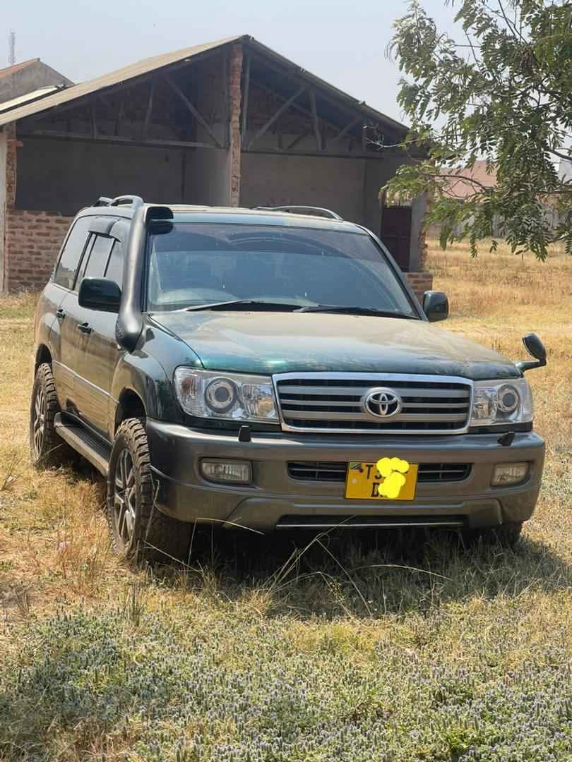 toyota land cruiser