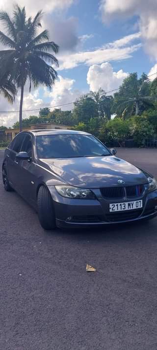 bmw 320i