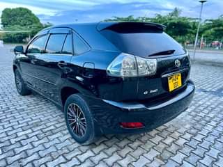 A picture of Toyota harrier