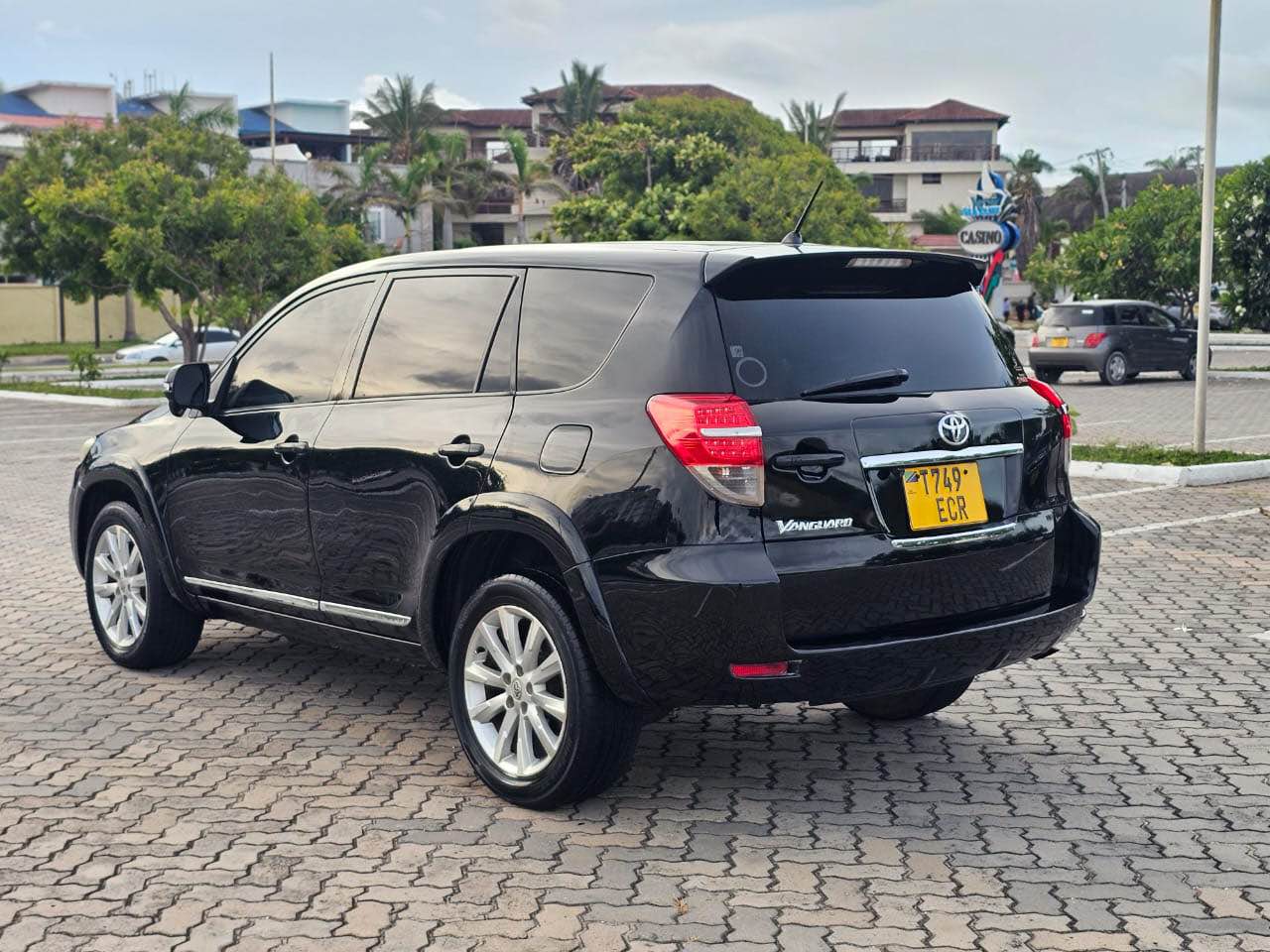 A picture of VANGUARD ECR PRICE 30 8M 0765242424 Call WhatsApp INSTAGRAM Magari