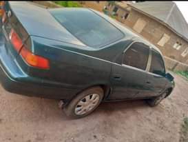 A picture of 2001 Toyota Camry Rim