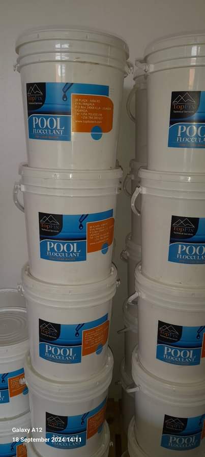 A picture of Swimming pool Chemicals