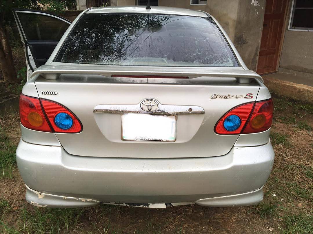 A picture of 2004 Toyota Corolla 04 toyota corolla