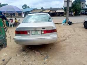 A picture of 2002 Toyota Camry Buy and drive AC working Gear selecting