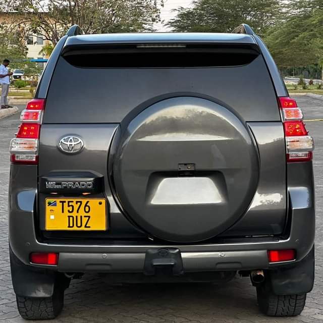 A picture of Toyota Prado T X