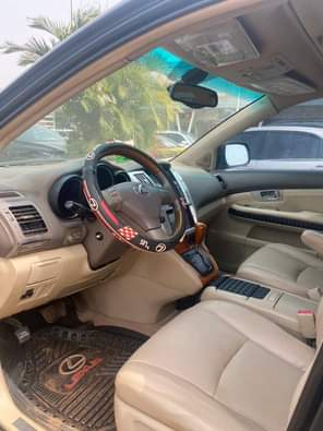 A picture of DISTRESS SALE 2005 MODEL LEXUS RX330 SUPER NEAT REGISTERED GRADE