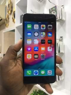A picture of IPhone 6 Plus