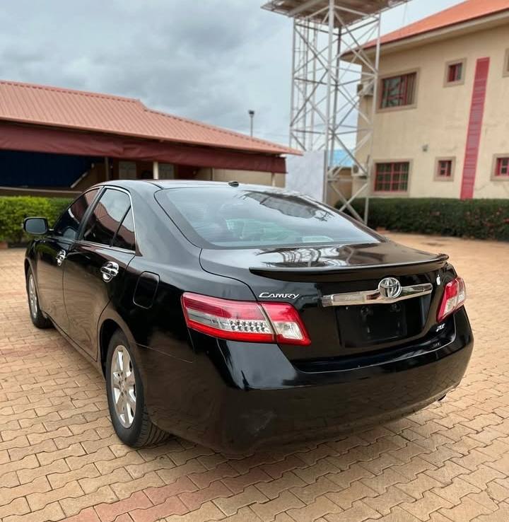 A picture of Toyota Camry 2010 model