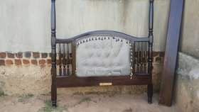 A picture of 5 6 bed 180000