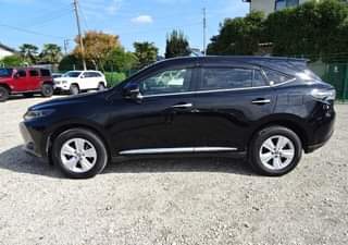 A picture of 2014 TOYOTA HARRIER ELEGANCY 256756606498