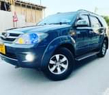A picture of TOYOTA FORTUNER