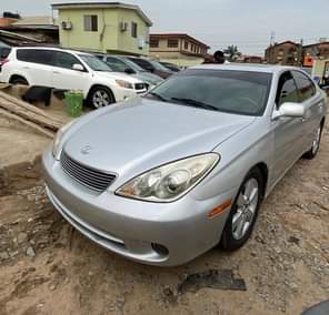 A picture of Lexus ES330 First body neatly used Nothing to fix buy