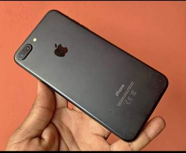 A picture of iPhone 7 gb32