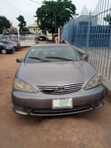 A picture of 2005 Toyota Camry 4plug
