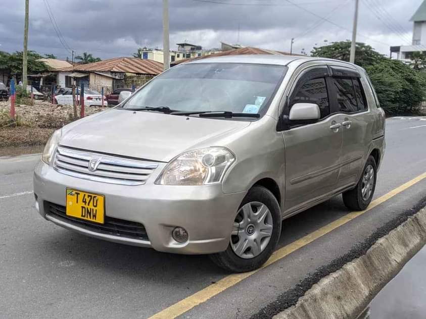 A picture of Toyota Raum