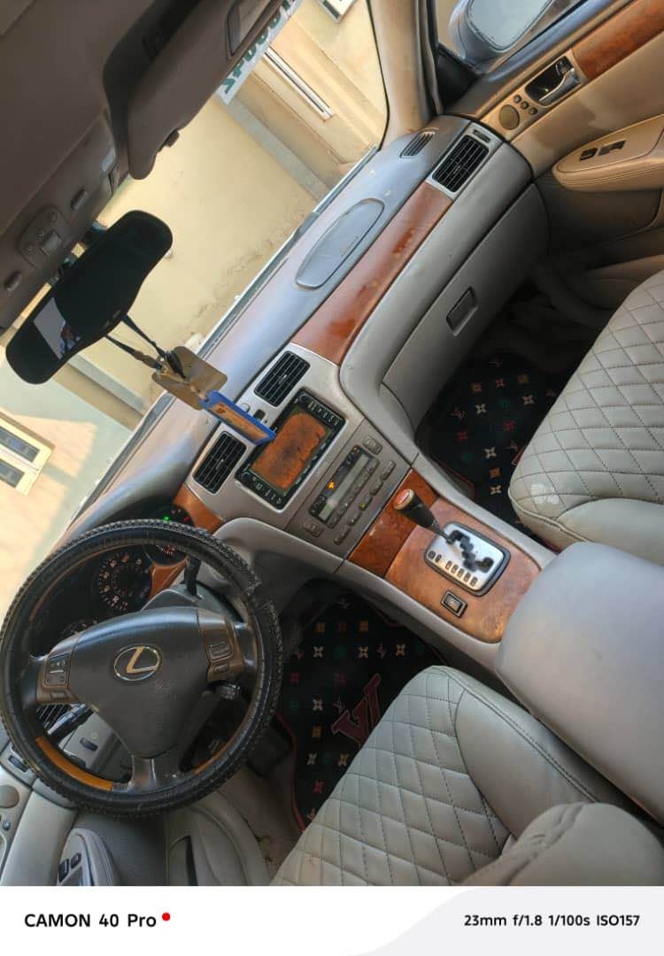 A picture of Registered 2006 Lexus Es330