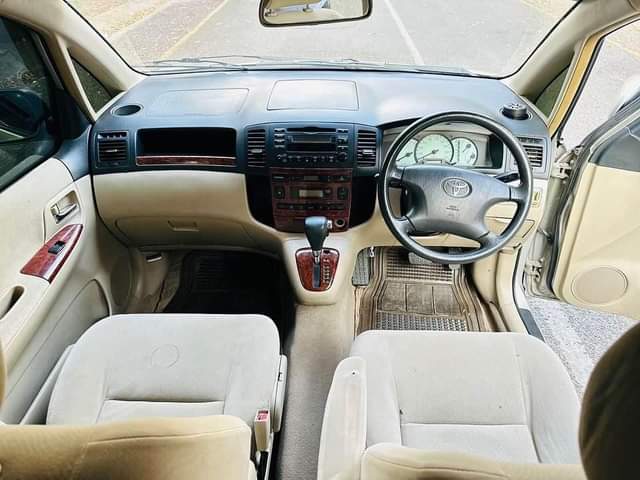 A picture of TOYOTA SPACIO