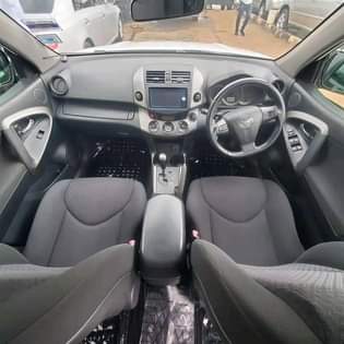 A picture of Toyota Vanguard 2010 model