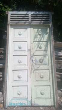 A picture of MAIN DOOR AT AFFORDABLE PRICE MVULE HARDWOOD ON GOOD CONDITION
