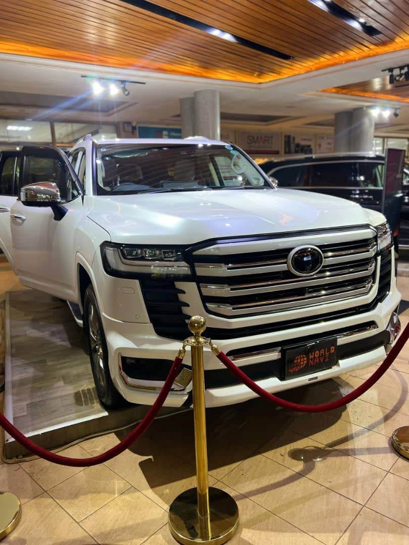 A picture of Land cruiser