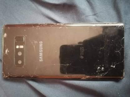 A picture of samsung note 8