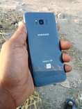 A picture of Samsung s8 