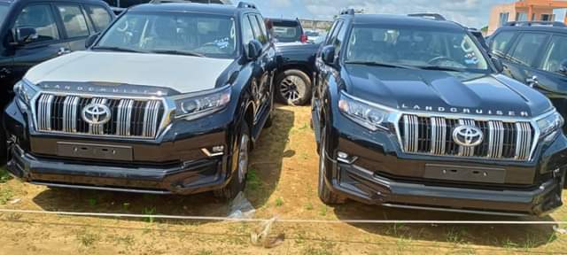 A picture of NEW TOYOTA PRADO VXR AUTOMATIC PETROL 4 CYLINDERS CONCESSION 2023