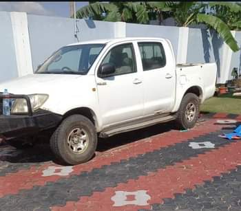 A picture of Inauzwaa Toyota Hilux Tsh 25 8M For sale Toyota Hilux
