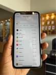 A picture of I phone 11 128gb