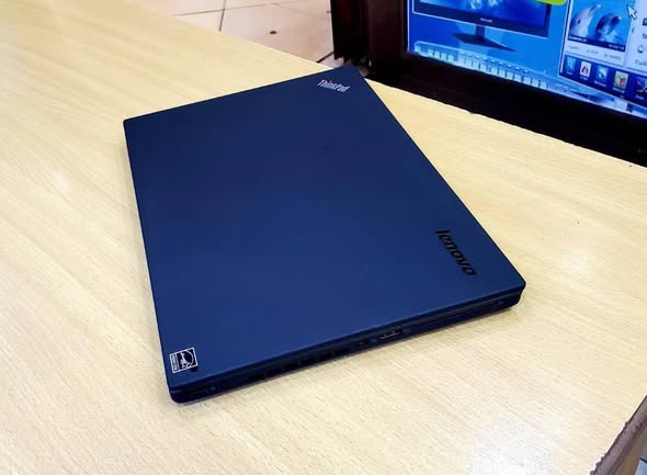 A picture of Lenovo i7 with 8gb Ram and 500gh HDD Touch screen