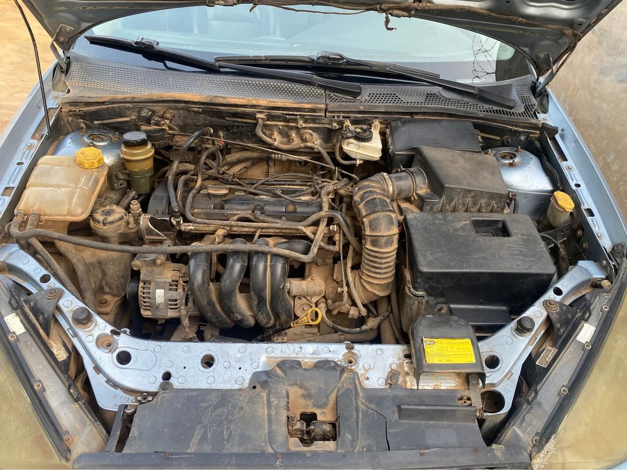 A picture of Few month use 2003 ford focus just like Toks with