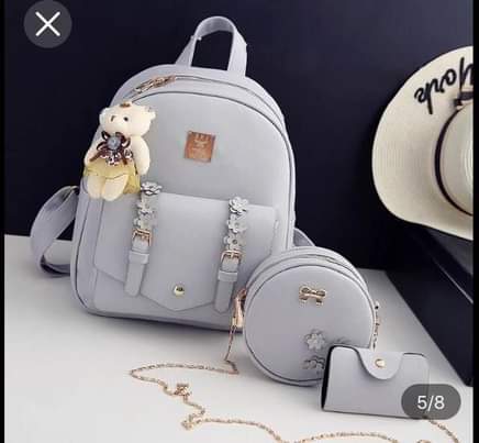 A picture of nnew fashion in 2024Dear lady kalibu ujipatie bags kali kubwa