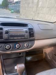 A picture of 2005 Camry going for 1 950 u can call 08028311989