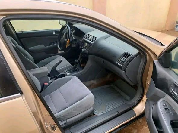 A picture of Super distres Honda EOD 2 1m