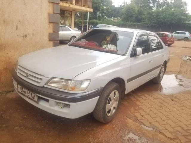 A picture of 1999 Toyota Priemo Good condition