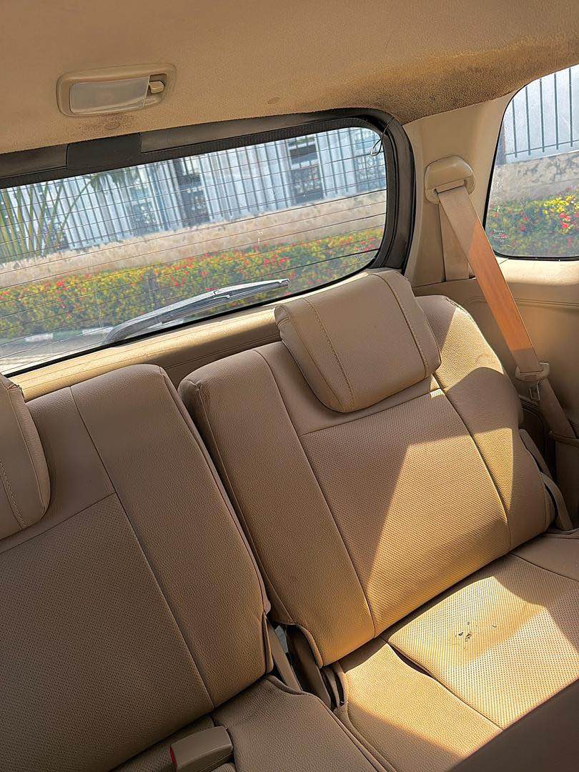 A picture of TOYOTA FORTUNER Wahii