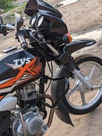 A picture of TVS HLX150 NEW MODEL GIA TANO