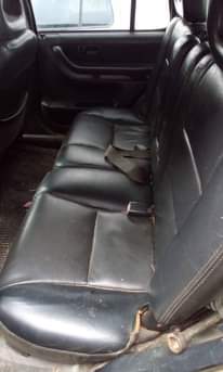A picture of HONDA CR V