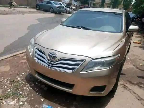 A picture of 2011 camry muscle venza engine 4plugs extremely clean N8 5m
