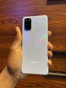 A picture of Samsung Galaxy S20 plus