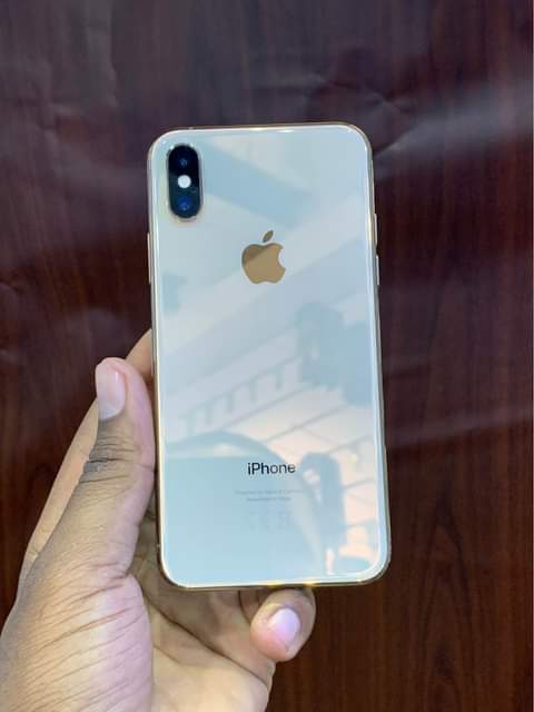 A picture of Apple iPhone Xs 64gb