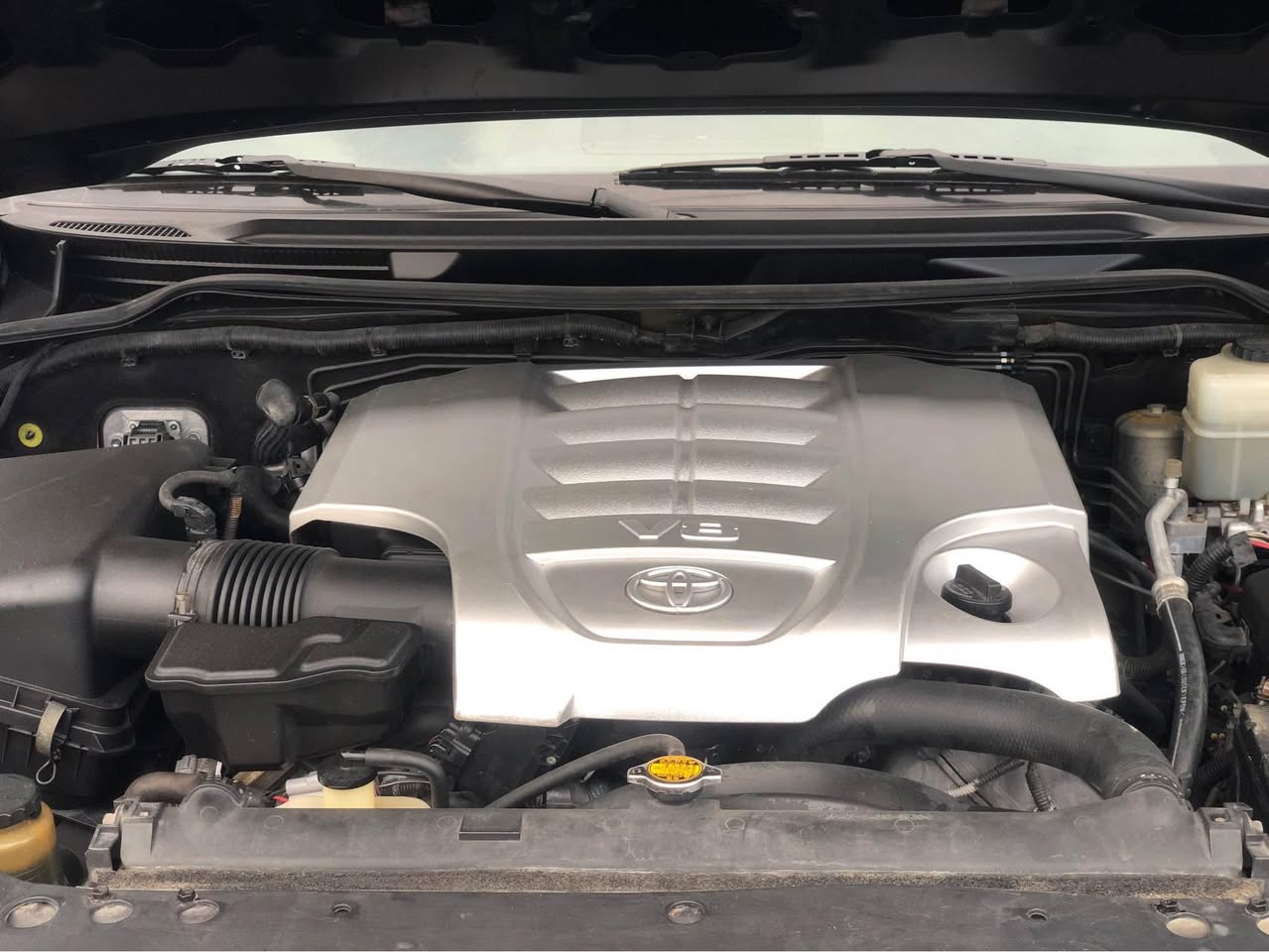 A picture of Toyota Land cruiser bought brand new 013 upgraded to 2024